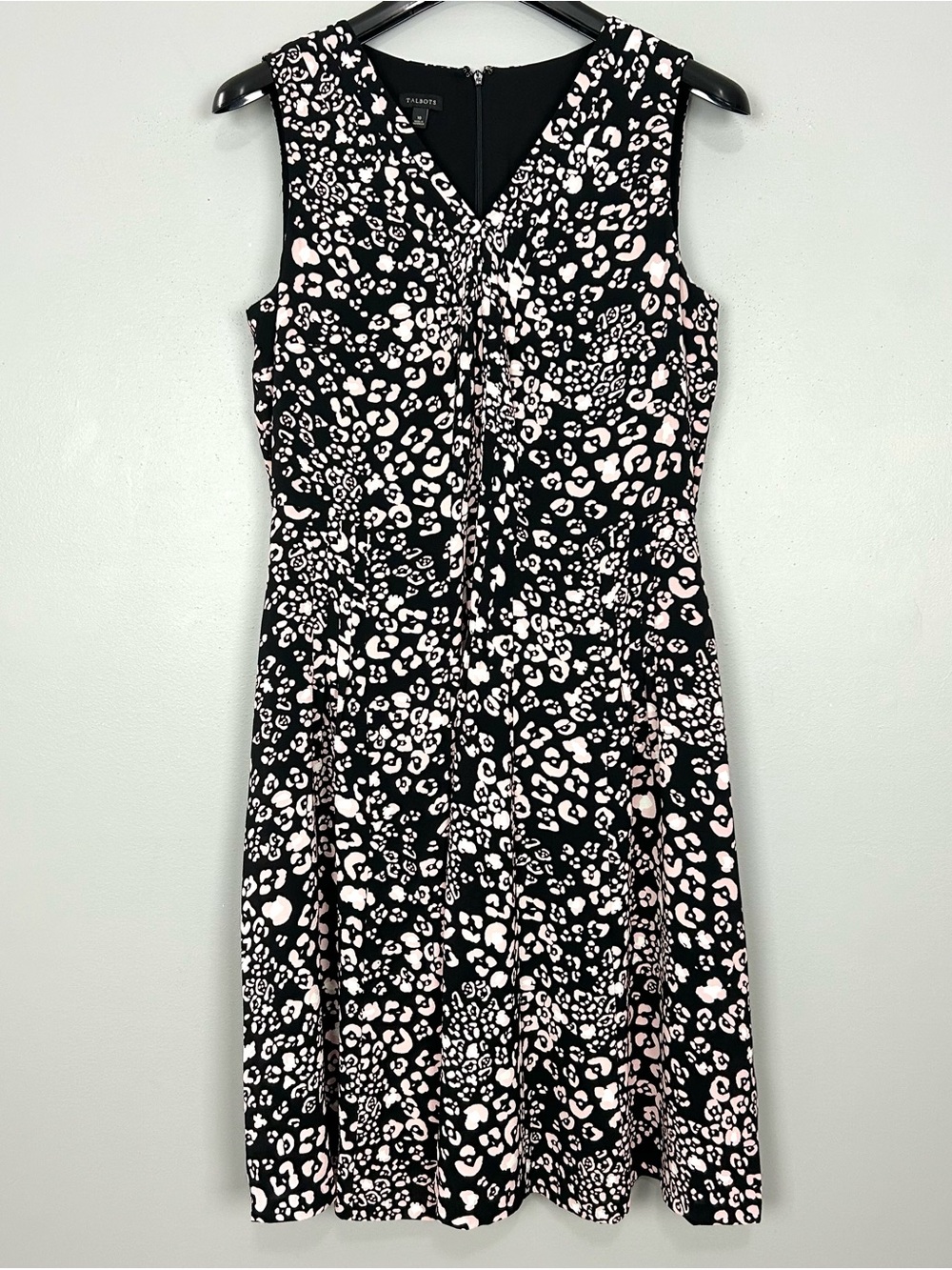 Talbots Leopard Print Crepe Dress Women’s Size 10 Fit & Flare Sleeveless Midi